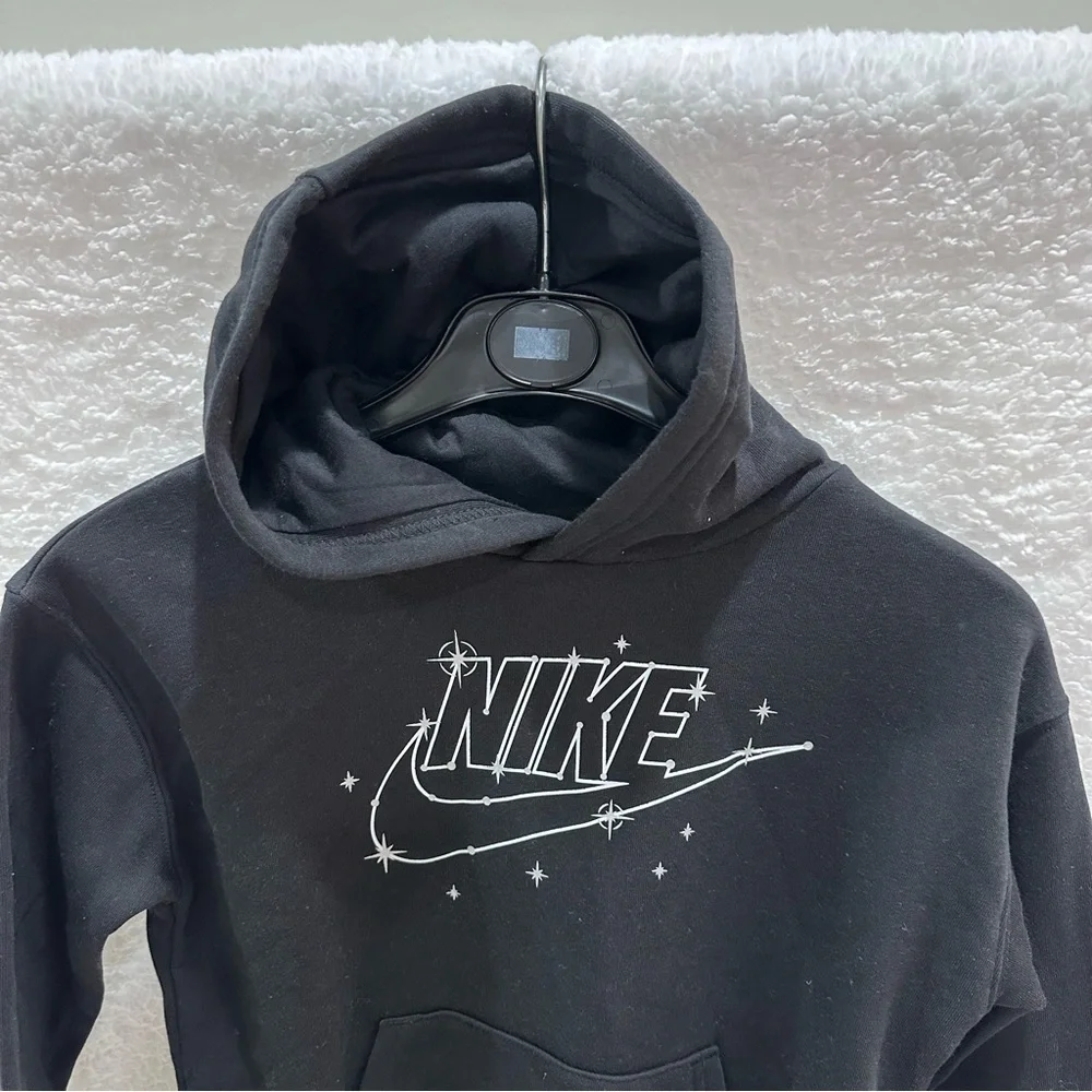 Nike classic black